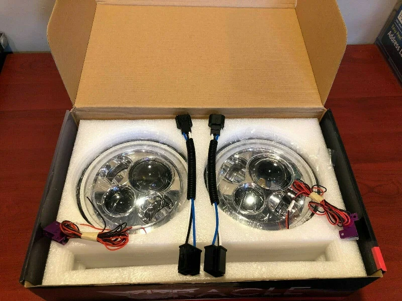 Track lighting with adjustable armsORACLE 7" High Powered LED Chrome Headlights with Green PLASMA Halos - 5770-054 - CLEARANCE Track lighting with adjustable armsORACLE 7" High Powered LED Chrome Headlights with Green PLASMA Halos - 5770-054 - CLEARANCE