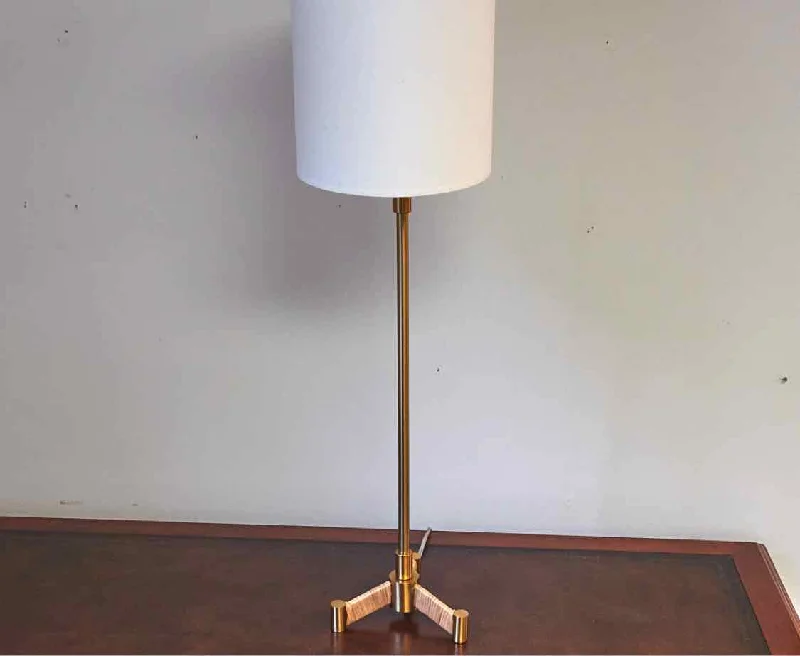 crystal table lamps with dazzling prisms for a glamorous effectcrystal table lamps with dazzling prisms for a glamorous effect"Lautoka" Table Lamp crystal table lamps with dazzling prisms for a glamorous effectcrystal table lamps with dazzling prisms for a glamorous effect"Lautoka" Table Lamp