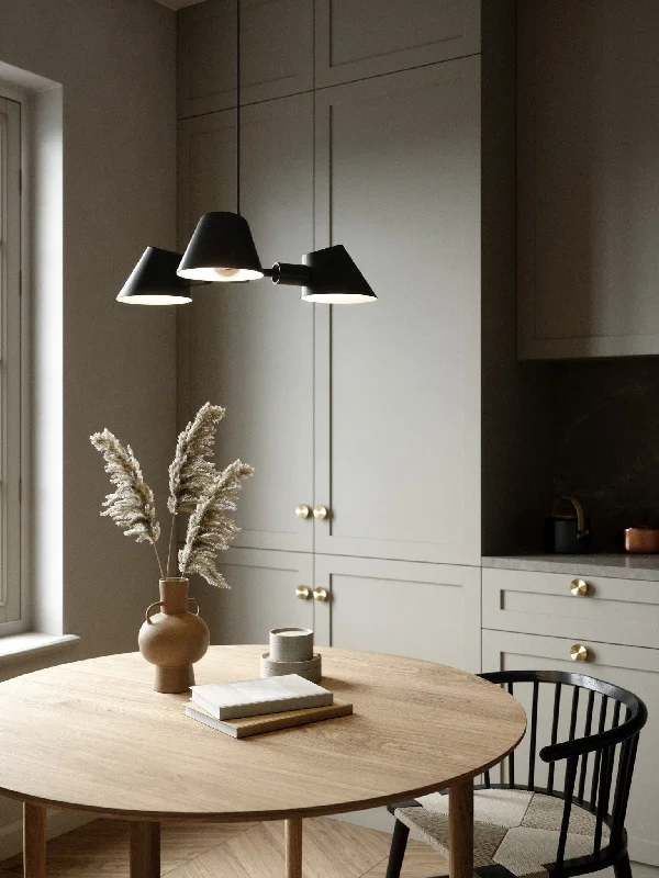 Gothic Ceiling Lights with Dark Metalwork and Pointed ArchesGothic Ceiling Lights with Dark Metalwork and Pointed ArchesStay | 3-Pendant | Black Indoor Light Gothic Ceiling Lights with Dark Metalwork and Pointed ArchesGothic Ceiling Lights with Dark Metalwork and Pointed ArchesStay | 3-Pendant | Black Indoor Light