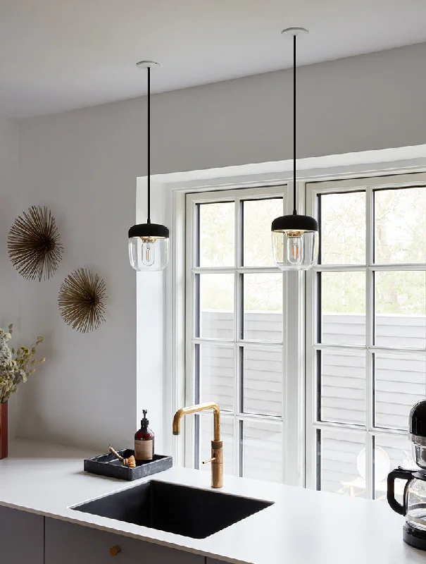 Retro Ceiling Lights Inspired by the 1950s and 1960s DesignRetro Ceiling Lights Inspired by the 1950s and 1960s DesignUmage Acorn Black & Polished Brass