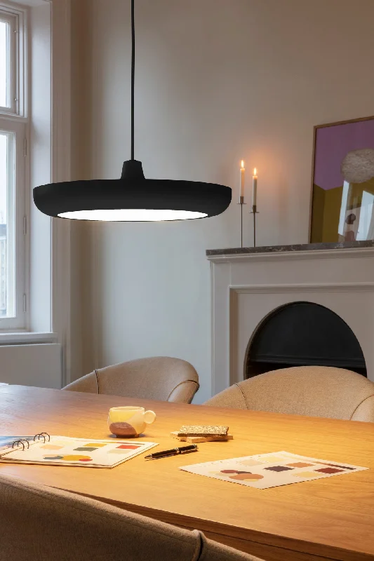 Modern Minimalist Ceiling Lights for Contemporary InteriorsModern Minimalist Ceiling Lights for Contemporary InteriorsUmage Cassini Pendant Medium, Black Modern Minimalist Ceiling Lights for Contemporary InteriorsModern Minimalist Ceiling Lights for Contemporary InteriorsUmage Cassini Pendant Medium, Black