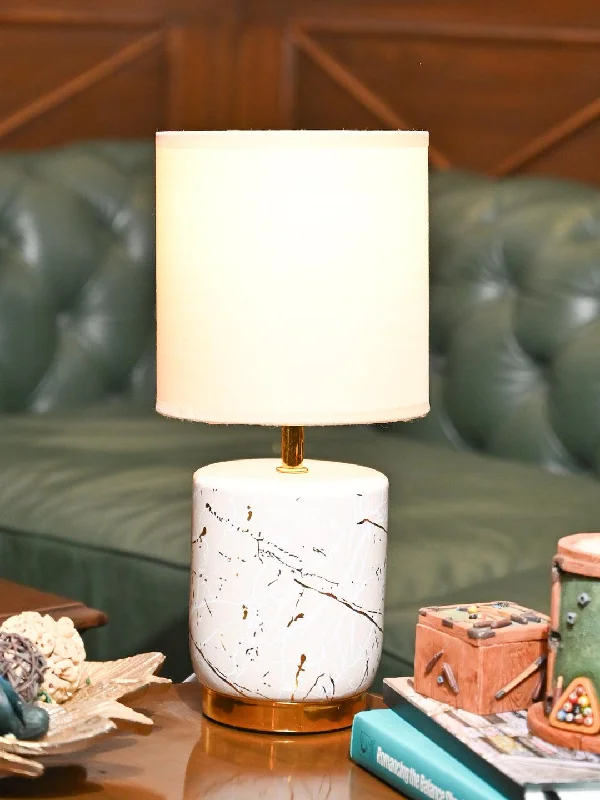 wooden table lamps with natural grain for a warm and organic feelwooden table lamps with natural grain for a warm and organic feelVON CASA Beige Table Lamp wooden table lamps with natural grain for a warm and organic feelwooden table lamps with natural grain for a warm and organic feelVON CASA Beige Table Lamp
